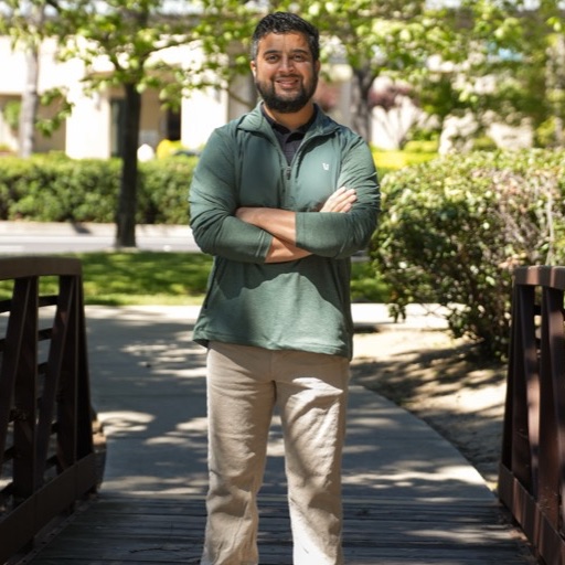 Muzamil Khan